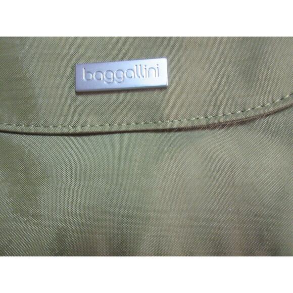 Baggallini Cruiser Slim Army Green Crossbody Nylon Pockets, 6 Card Slots Logo - Picture 2 of 8